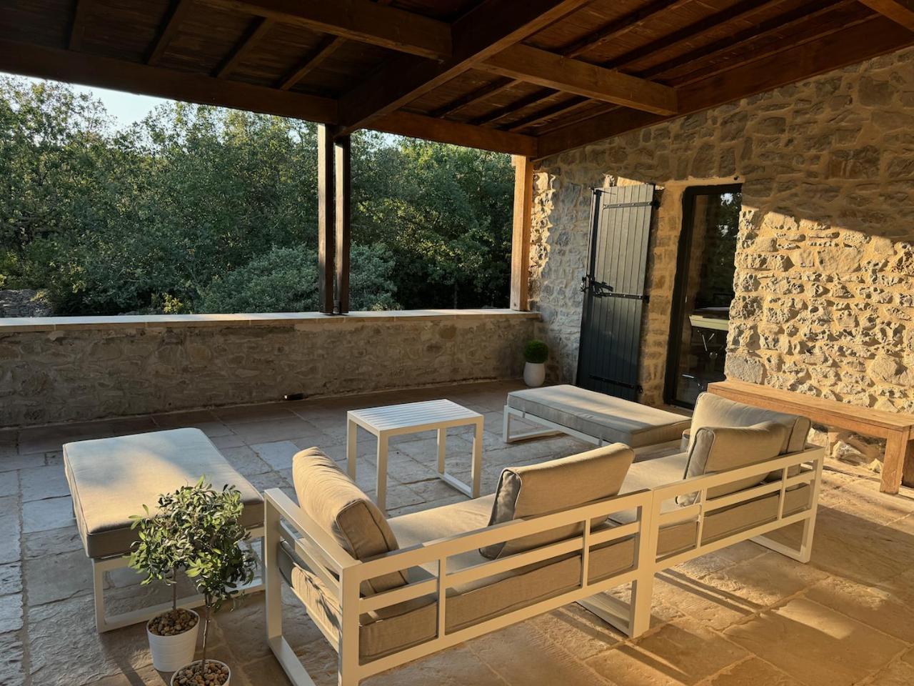 Вилла Luxurious Family House With Pool In Ardeche. Ле-Ван Экстерьер фото